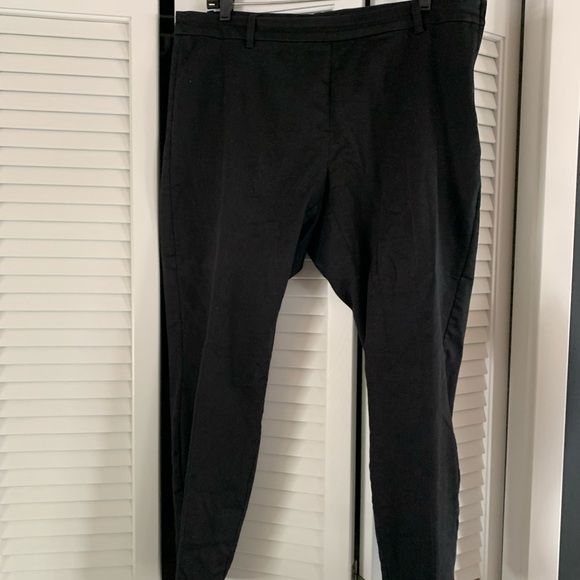 H&M Women’s Black Flat Front Side Zip Ankle Pants Stretch Cotton Blend Size 14 - Picture 2 of 7